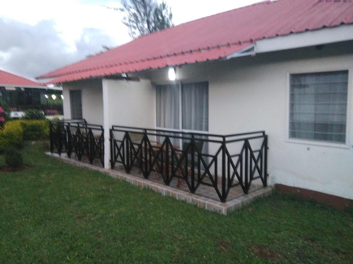 Jabali Country Lodge Kabondo Exterior photo