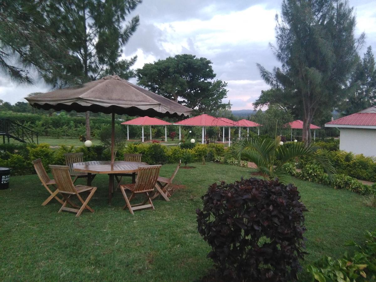 Jabali Country Lodge Kabondo Exterior photo