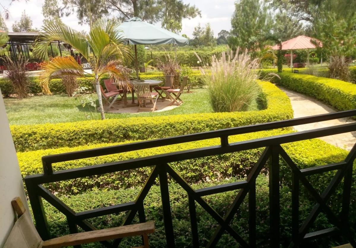 Jabali Country Lodge Kabondo Exterior photo